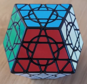 MF8 Crazy Rhomdo Plus - Dode-Trapezo-Rhombus Twisty Puzzle Kreis Würfel beklebt - Bild 1 von 5
