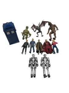 Dr Who Collectible Figures Bundle Cyberman, Warewolf, Police Box - Picture 1 of 13