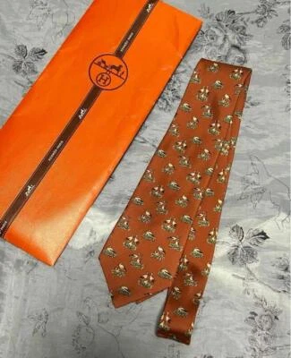 New Unused HERMES Neck Tie Orange Birds 100%Silk Made in France - Image 1 of 4
