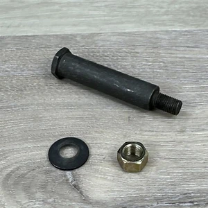 New OEM 711-0766 MTD Replacement Shaft Bolt - Picture 1 of 1