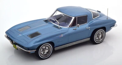 Chevrolet Corvette C2 Stingray 1963 Blu Chiaro Metallico Norev 189050 1/18 Metal - Immagine 1 di 3