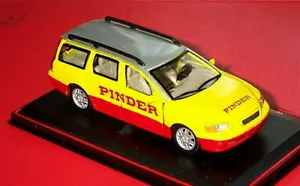 wonderful circus-modelcar VOLVO V70 2000 "PINDER" - red / yellow - 1:43 - Picture 1 of 3