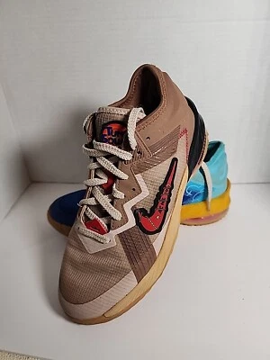 Size 7- Nike Space Jam x LeBron 18 Low Wile E. x Roadrunner - Image 1 of 4