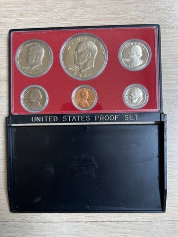 1977 Proof Set U.S. Mint Original Government Packaging OGP Collectible Cover