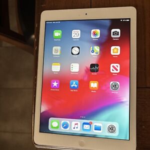 Apple iPad Air 2 16GB, Wi-Fi + Cellular (Unlocked), 9.7in - Silver