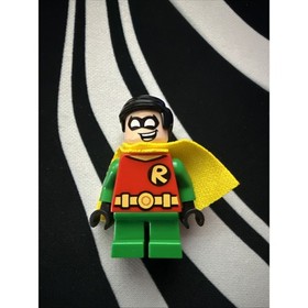 Lego DC Super Heroes Robin Black Cape Minifigure 6860 6857 30166