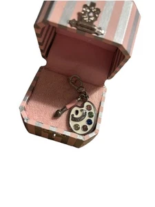 Juicy Couture Silver Painters Charm “paint yourself in couture” - Picture 1 of 5