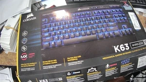 Corsair K63 Kabellose Mechanische Gaming Tastatur — Blaue LED - Bild 1 von 2