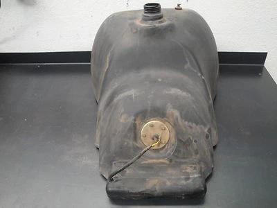 95 1995 SKI DOO 600 ROTAX FORMULA III MOTO DE NIEVE COMBUSTIBLE GASOLINA TANQUE DE GASOLINA Foto 1 de 4