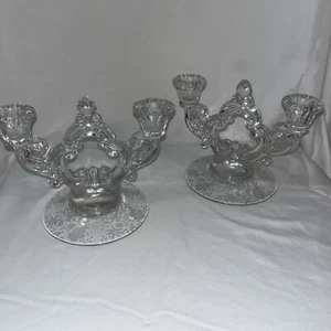 2 Vintage CAMBRIDGE Etched KEYHOLE Candlesticks Candle Holders Candelabra PAIR  - Picture 1 of 8
