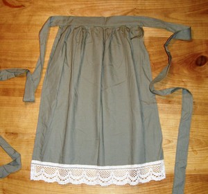 Vestiti e vestiti tirolesi tradizionali tedeschi da donna | Acquisti Online  su eBay