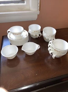 Vtg Correll Butterfly Gold Hook Handle 16 Tea Cups 17 Saucers Creamer Sugar Bowl - Picture 1 of 7