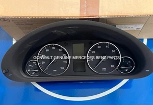 Mercedes Benz C230 C240 C280 2005-2007 Instrument Speedometer Cluster 2035407948 - Picture 1 of 3