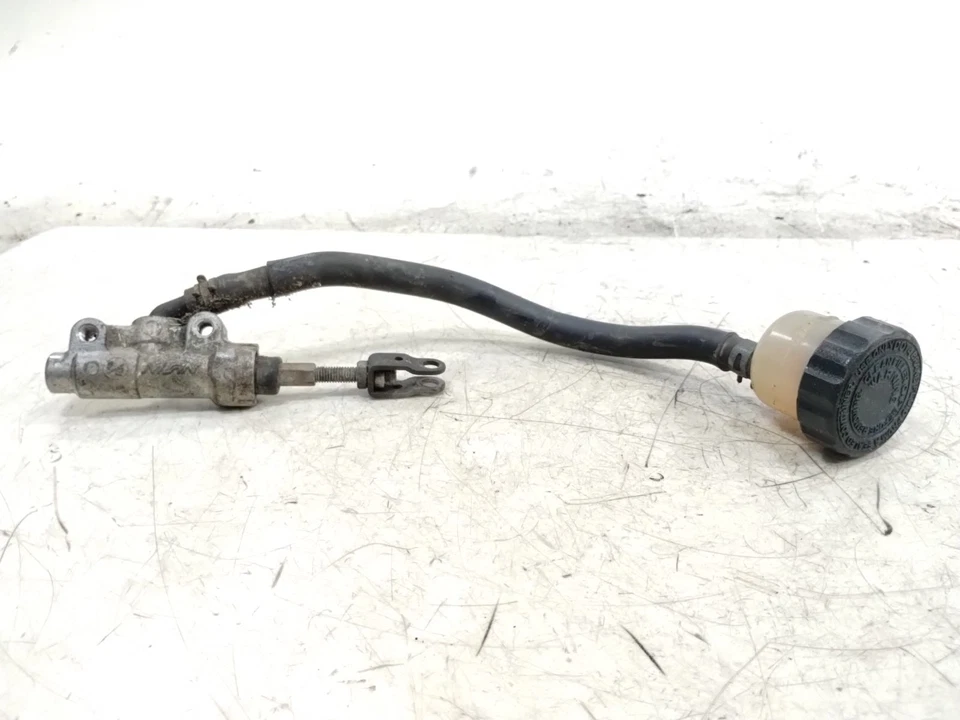 Cilindro maestro de freno trasero clásico Yamaha V Star XVS1100 99-09 Foto 1 de 4