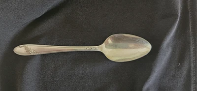 Queen Bess Oneida Community Tudor Plate Baby Spoon 4.5" 10g Betty Crocker VTG - Изображение 1 из 4