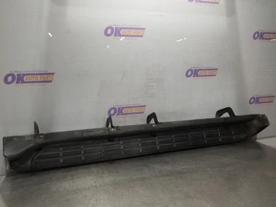 05 2005 GMC YUKON RUNNING BOARD RIGHT PASSENGER  Foto 1 de 4
