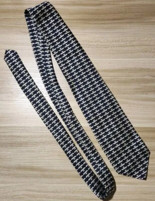 Robert Talbott Best of Class Blue Hand Sewn Silk Necktie Handmade in USA 61x3.75 - Image 1 of 4