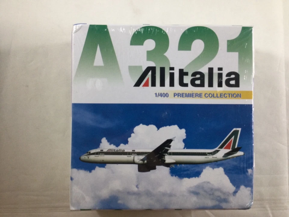Dragon Wings 55020 1:400 Diecast Airliner Alitalia Airbus A321 - Image 1 of 1