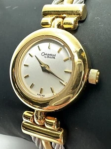 Petite Ladies Caravelle by Bulova 46L40 Watch T9 *Parts Or Repair* C4 - Picture 1 of 7