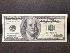 Series 1996 ~ US One Hundred Dollar Bill $100 ~ New York ~ AB 24017531 T - Picture 1 of 5