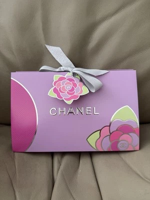 Chanel BEAUTE CHANCE SPLENDIDE ORIGAMI GIFT BOX - Authentic NEW CC Make up - image 1 of 2