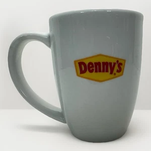 Weißer Dennys Kaffeebecher "We Make The Toast. You Raise The Glass or Mug" ONEDIA - Bild 1 von 4
