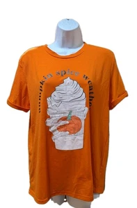 T-shirt media Pumpkin Spice Weather - Foto 1 di 4