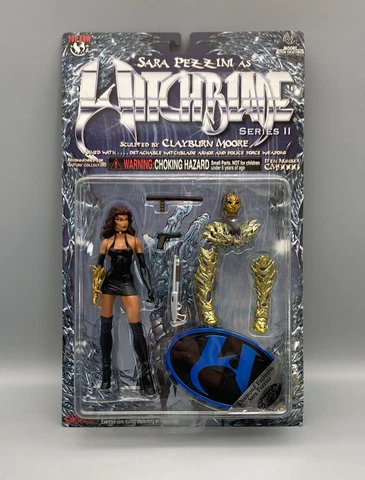 Witchblade Sara Pezzini Action Figure | 1999 Series 2 | Diamond Exclusive CM9000 Cover
