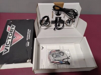 Victory Motocicleta Nuevo OEM Cromo Manillar Altavoces Kit, 2879625-156 Foto 1 de 4