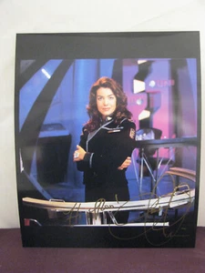 signed color photo of Claudia Christian as Susan Ivanova on TV show Babylon 5 - Picture 1 of 2