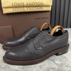 Abito Louis Vuitton Derby stringato grigio pelle taiga 9,5 LV 10,5 US 43,5 EUR - Foto 1 di 24