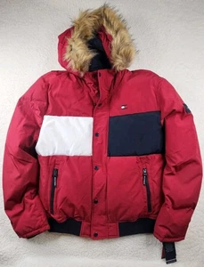 Chaqueta con Capucha Tommy Hilfiger Para Hombres Azul Marino/Blanco/Rojo Snorkel Imitación Piel Precio de venta sugerido por el fabricante $325 LEER - Imagen 1 de 11