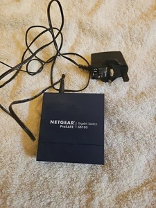 Netgear ProSafe Gigabit Switch GS105 - Picture 1 of 1