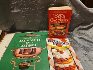 Betty Crocker's Dinner in a Dish Kochbuch und zwei andere Kochbücher - Bild 1 von 5