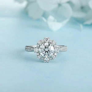 3CT Round EF/VS1 Lab Grown Diamond Halo Engagement Ring 14k White Gold - Picture 1 of 4