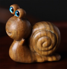 YZ185 - 5.9x5.6 cm Green Sandalwood Carving Figurine Netsuske - Snail