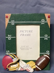Football Picture Frame For A 3.5” X 5” Picture Made Of Resin 3D New 59 - Picture 1 of 8
