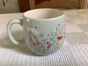 DISNEY WINNIE THE POOH TIGGER PIGLET EEYORE STYLISH MUG Tea Coffee Hot Chocolate - Picture 1 of 4