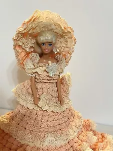 Vestido y sombrero Barbie vintage Barbie Mattel 1966 ganchillo a mano rosa campana del sur - Imagen 1 de 12