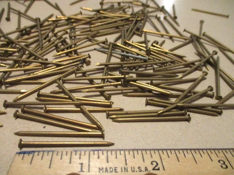 100-VINTAGE 1 3/8" LONG X 1/16" SOLID BRASS FLAT HEAD ESCUTCHEON PINS, BOX NAILS Cover