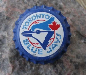 Toronto Bluejays Blue Jays Canada Baseball Team Bottle Cap Style Pin Badge - Picture 1 of 2