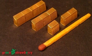 Green Strawberry 213 1/350 Cargo Boxes for Star Trek USS Enterprise & other star - Picture 1 of 1