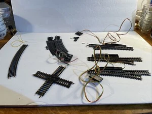 Atlas HO Scale Weichen, Klemmen, 90 Grad Gleis - Bild 1 von 9