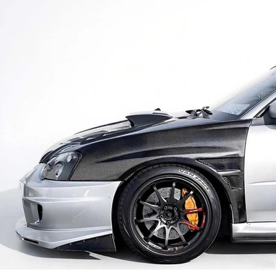 Guardabarros de fibra de carbono real alas de ventilación para Subaru Impreza WRX STI sedán 2004-2005 Foto 1 de 4