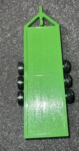 ERTL Plastic Triple Axle Black Bed Trailer Loose John Deere Green 3 Wheels - Picture 1 of 3