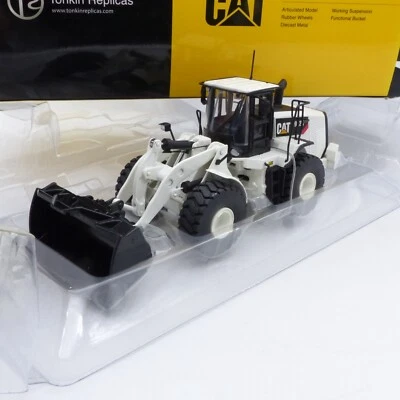 Tonkin 1:50 Nr.: 10005-02 Caterpillar CAT 972K Radlader weiß, in OVP EX779 - Bild 1 von 3