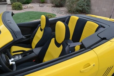 Fundas de asiento personalizadas Coverking CR-Grade amarillas de neopreno para Chevy Camaro 5 Foto 1 de 4