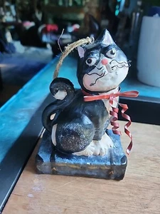 Paper Mache Sitting Cat - Picture 1 of 5