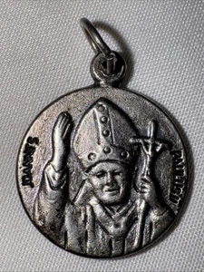 Vintage Papst Johannes Paul II Joannes Paulus Medaille 3/4" groß Vatikan auf Rückseite K10 - Bild 1 von 3