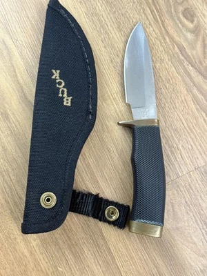 Cuchillo de caza Buck 692 Vanguard hoja fija EE. UU. negro agarre de goma funda de nailon Foto 1 de 4